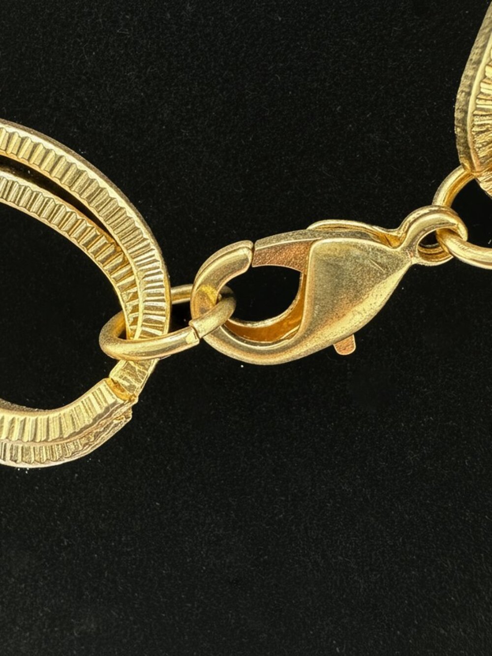 80s Chunky Gold Textured Double Link Statement Necklace - Vintage - Picture 3 of 4